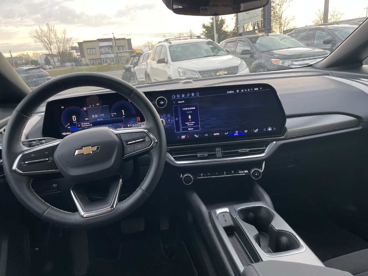 Chevrolet Equinox EV 2026 Blanc Longueuil, - photo #17