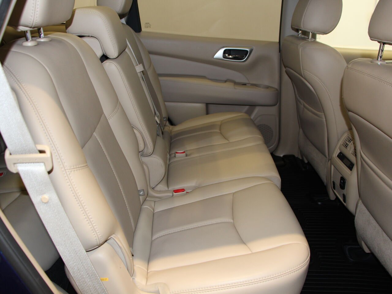 2017 Nissan Pathfinder 4 roues motrices 4 portes SL Blue Châteauguay - photo #5