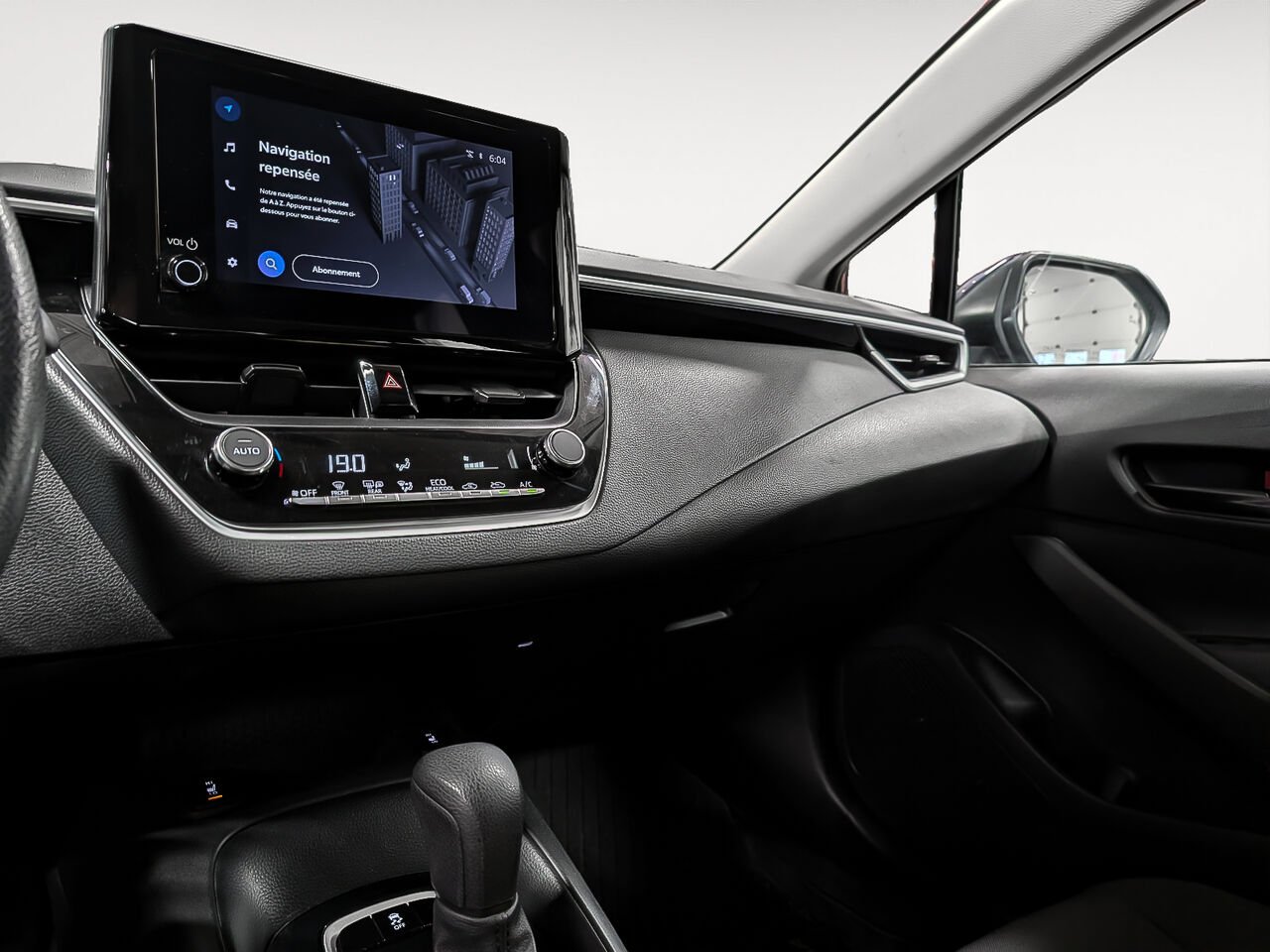 Toyota Corolla LE/SIÈGES CHAUFFANTS/CAMÉRA DE RECUL/BLUETOOTH/AC/ 2023 Bleu heliographique Sherbrooke - photo #9