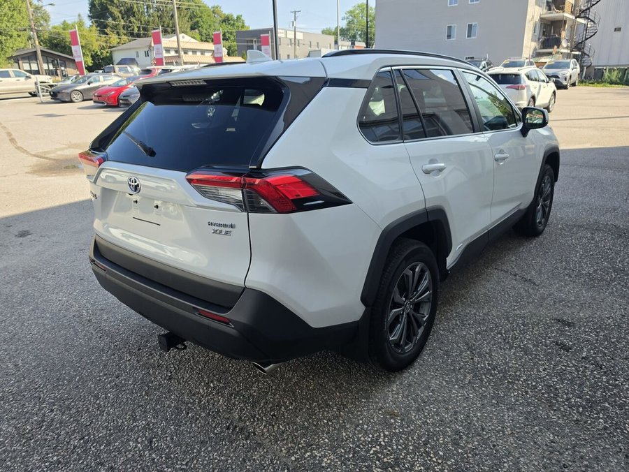 Toyota RAV4 XLE HYBRIDE 2023 2023 Blanc