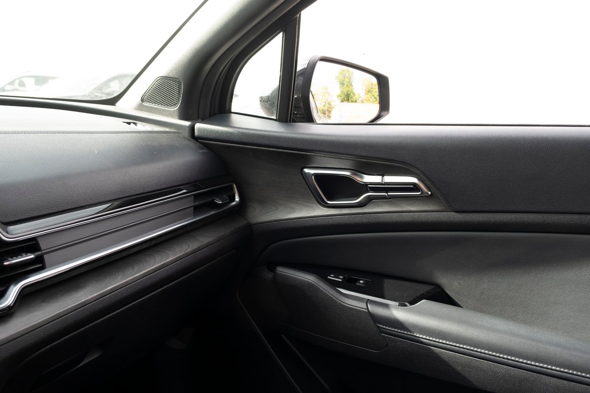 KIA SPORTAGE 2023 Gris Gatineau - photo #20