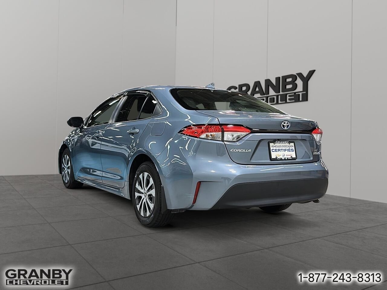 Toyota Corolla hybride LE CVT | 26-0882A 2023 Bleu Granby - photo #6