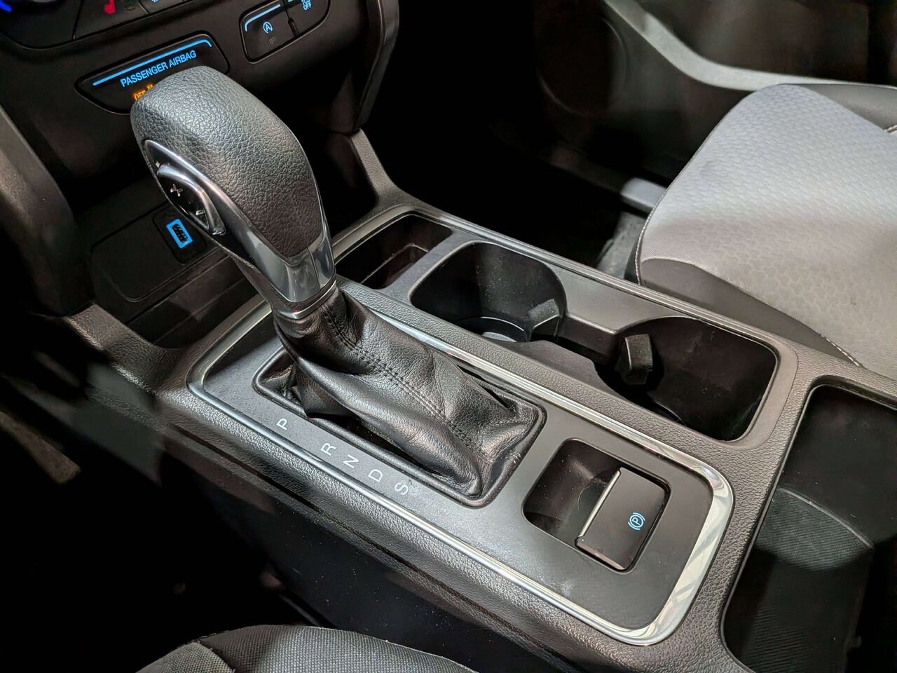 Ford Escape SE 4WD 2018 Bleu Val-David - photo #24