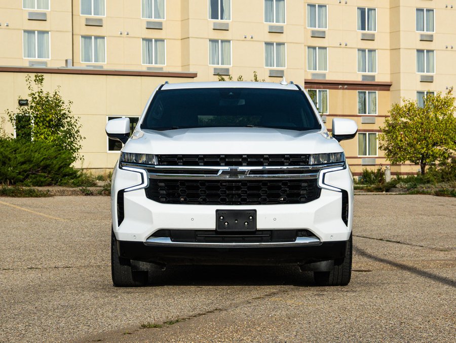 2023 Chevrolet Suburban LS 5.3L | 8 Passenger White