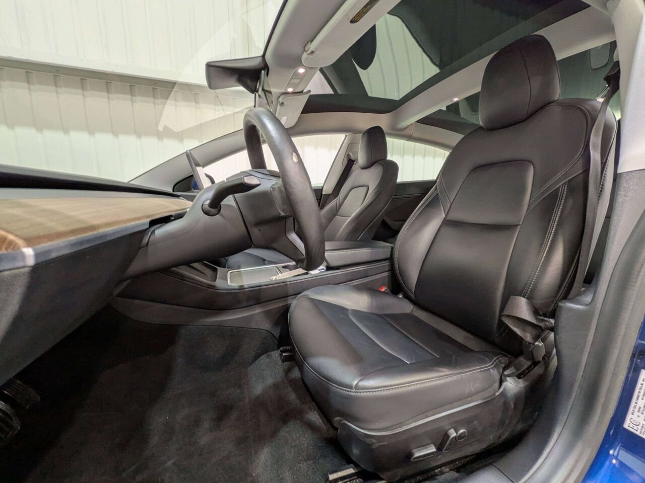 Tesla Model 3 Standard Range Plus RWD 2021 Bleu Val-David - photo #1