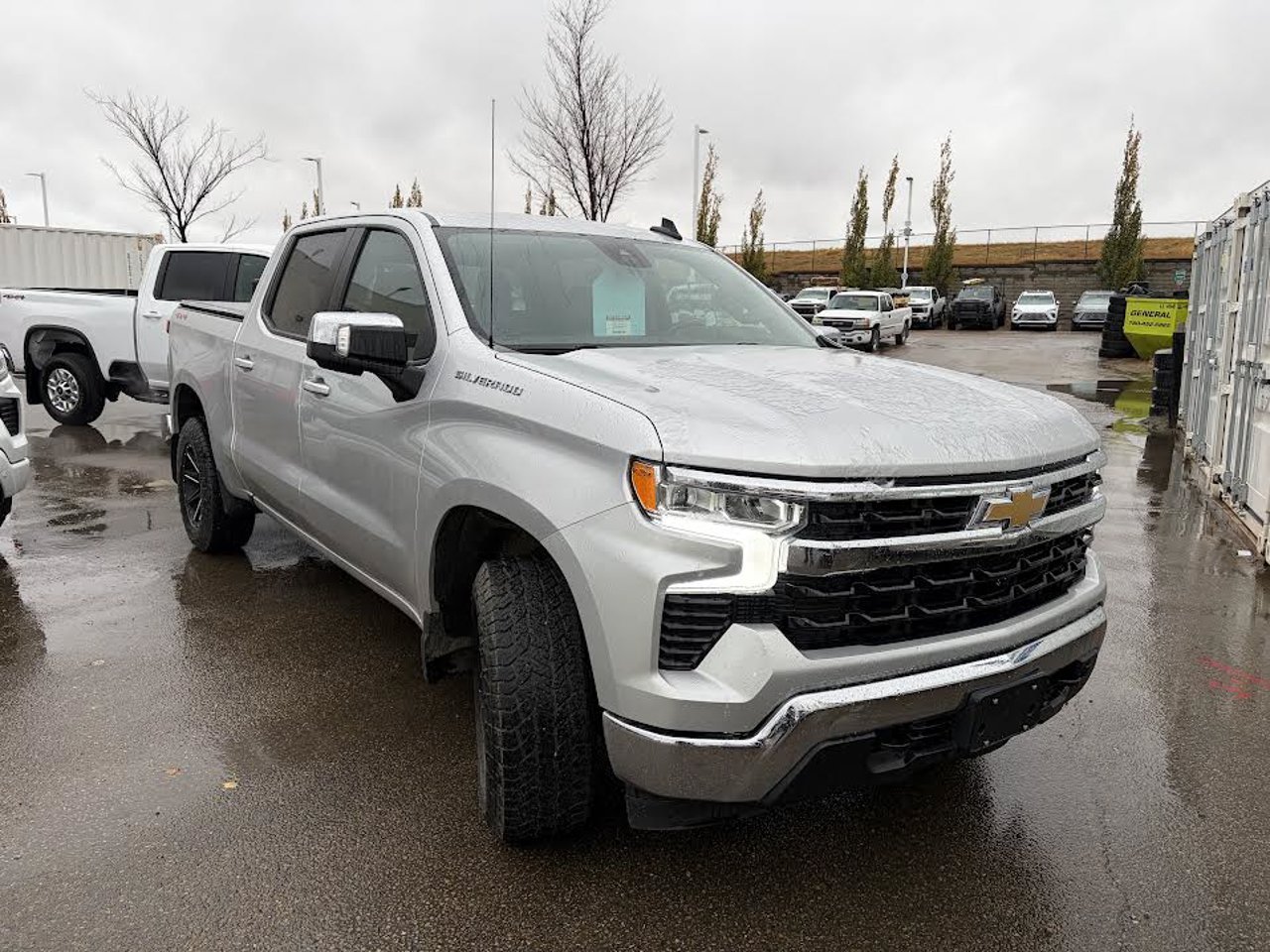 2022 Chevrolet Silverado 1500 4WD Crew Cab 147 LT Grey Sherwood Park - photo #1