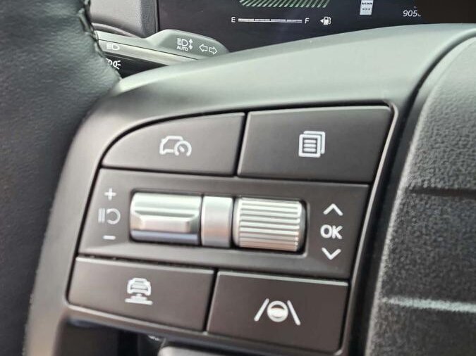 2025 Kia K4 White  - photo #9
