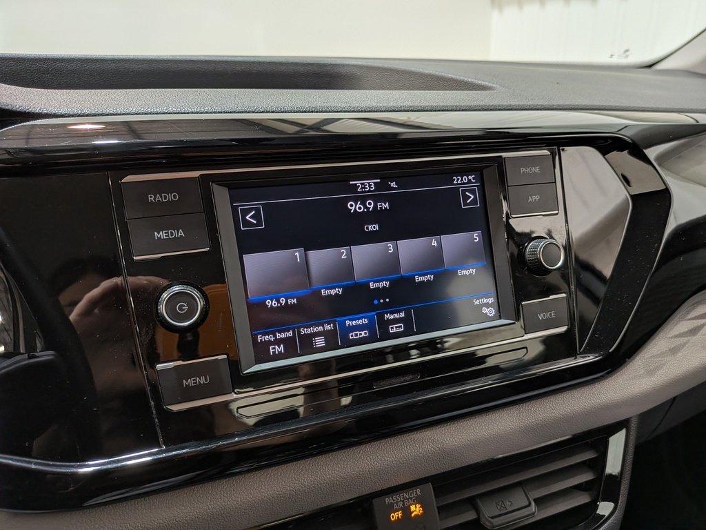 2024 Volkswagen Taos Trendline FWD Grey Val-David - photo #20