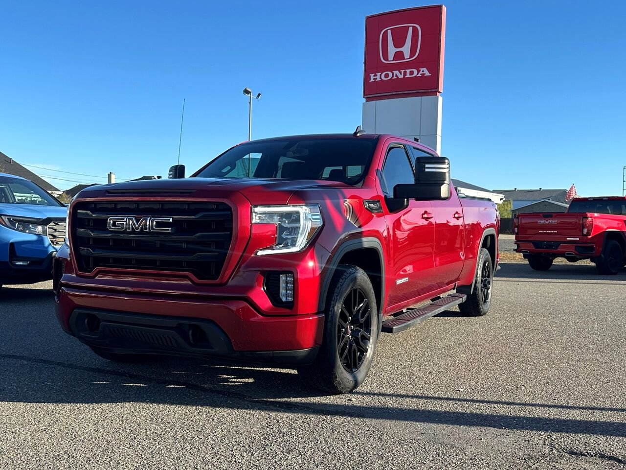 GMC SIERRA K1500 ELEVATION SIERRA K1500 ELEVATION 2021 Rouge Matane - photo #0