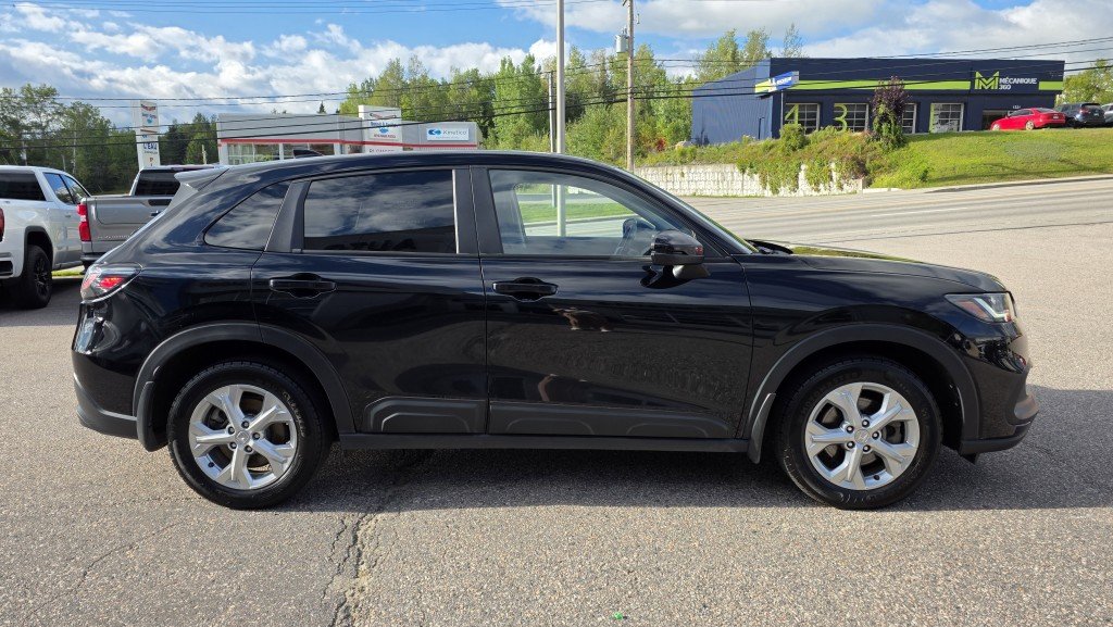 2024 Honda HR-V LX AWD Black Mont-Laurier - photo #3