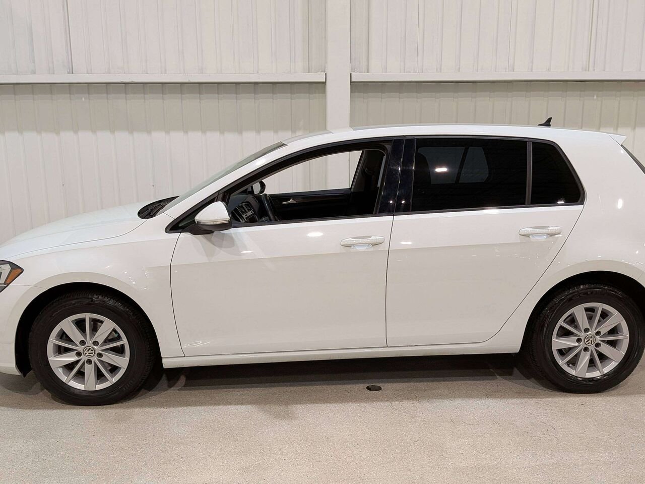 2020 Volkswagen Golf Comfortline 5-door Auto White Val-David - photo #4