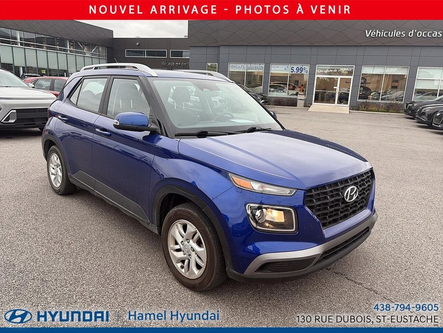 Hyundai Venue Preferred IVT 2023 Bleu