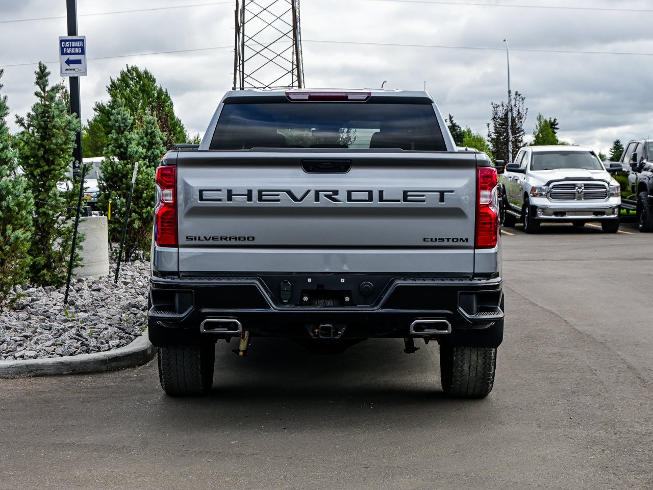 2024 Chevrolet Silverado 1500 4WD Crew Cab 147 Custom Trail Boss Grey Sherwood Park - photo #11