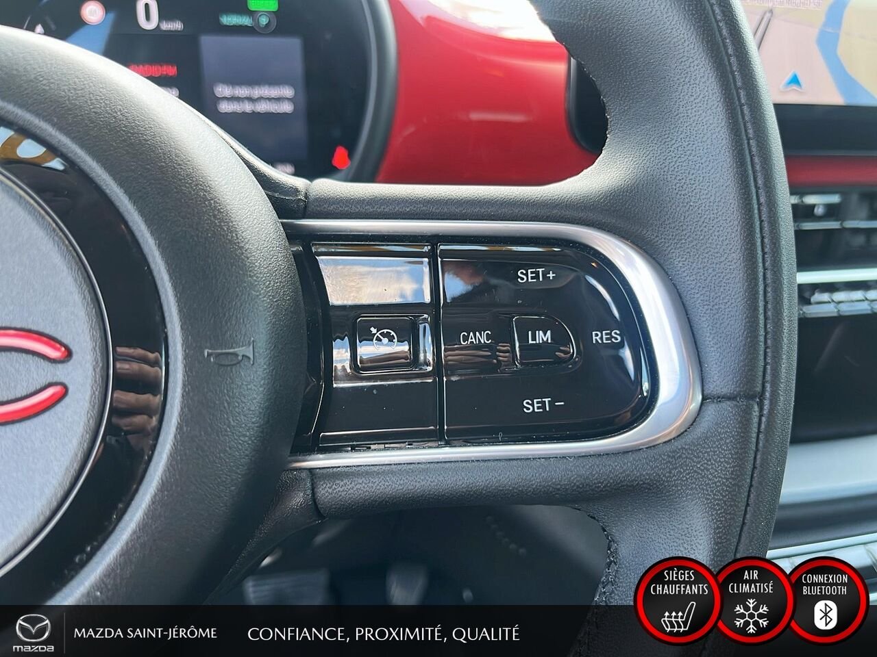2024 FIAT 500e Édition (RED) | 100 % ÉLECTRIQUE | NAVIGATION | CAMÉRA DE RECUL | CARFAX VIERGE White Saint-Jérôme - photo #15