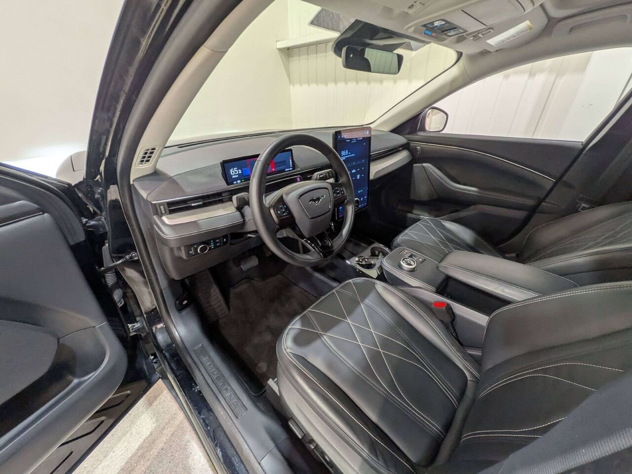 2023 Ford Mustang Mach-E California Route 1 AWD Black Val-David - photo #9