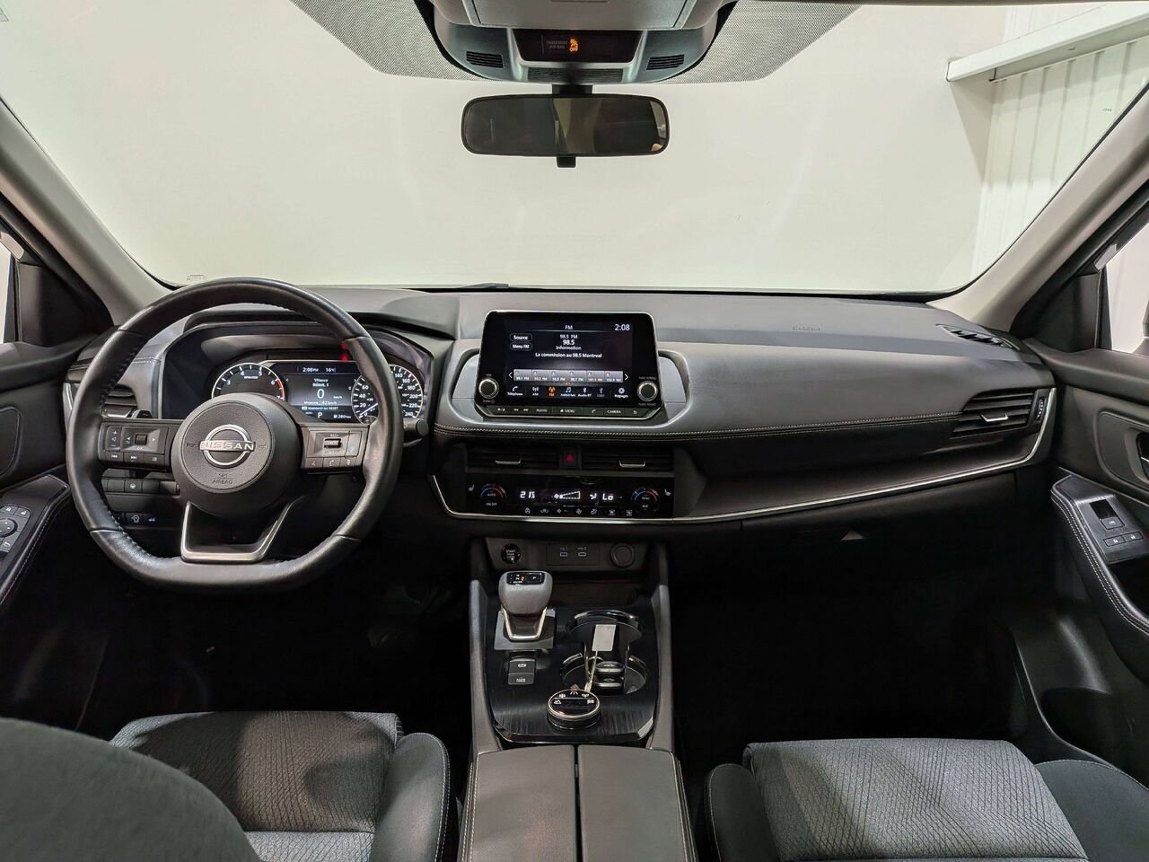 2024 Nissan Rogue AWD SV Moonroof Grey Val-David - photo #12