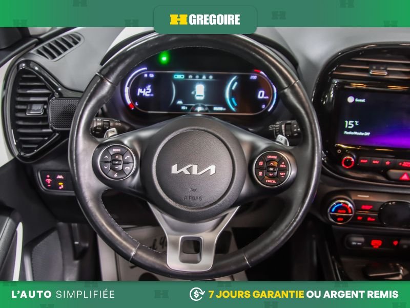 2022 Kia Soul Black Laval - photo #24