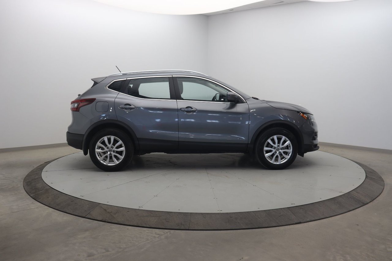 2023 Nissan Qashqai Grey Baie-Comeau - photo #2
