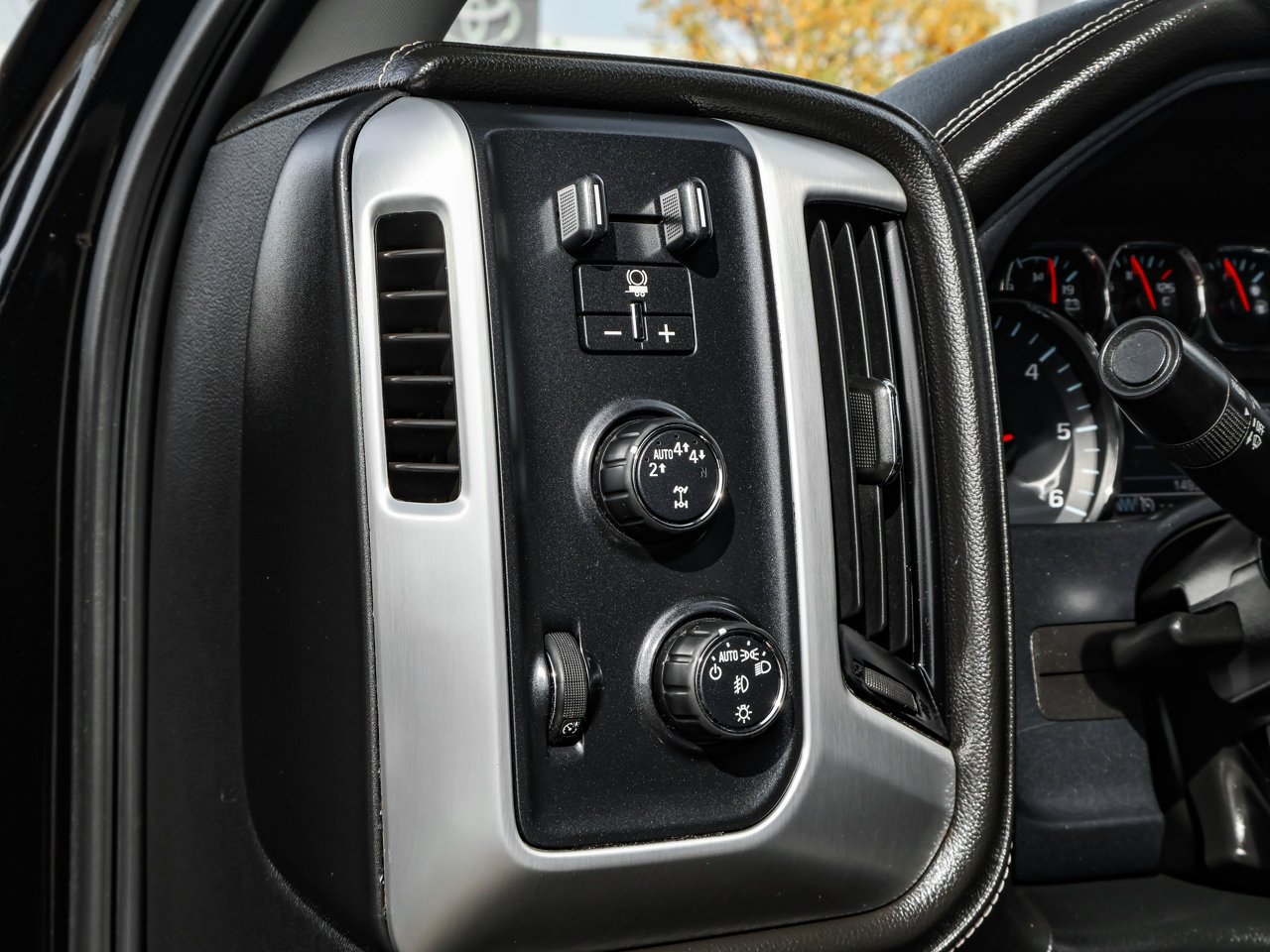 2017 GMC Sierra 1500 4WD Crew Cab 143.5 SLE Black Sherwood Park - photo #19