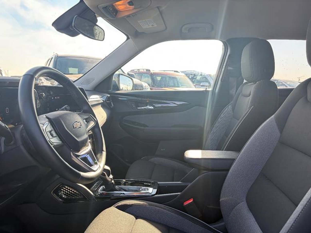 2025 Chevrolet Trailblazer AWD 4dr LT Grey Sherwood Park - photo #5