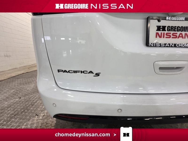 2019 Chrysler Pacifica White Saint-Eustache - photo #25