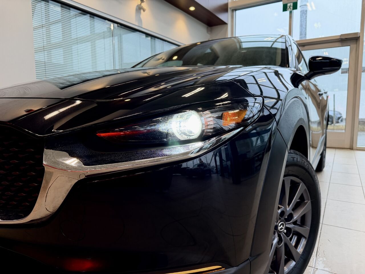 Mazda CX-30 2024 Noir Notre-Dame-des-Prairies - photo #4