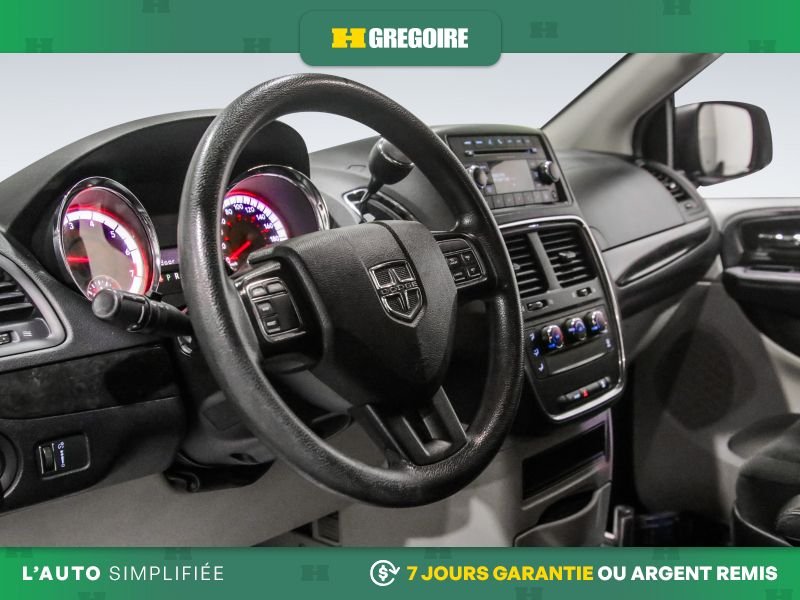 2019 Dodge GR Caravan Blue Saint-Eustache - photo #11