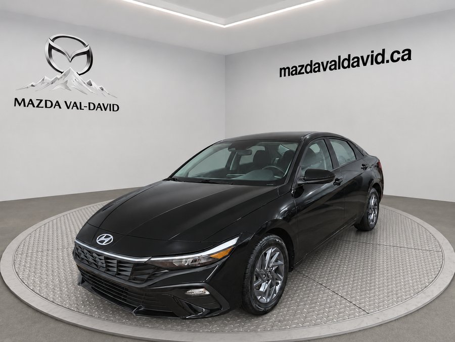 2024 Hyundai Elantra Preferred IVT Black