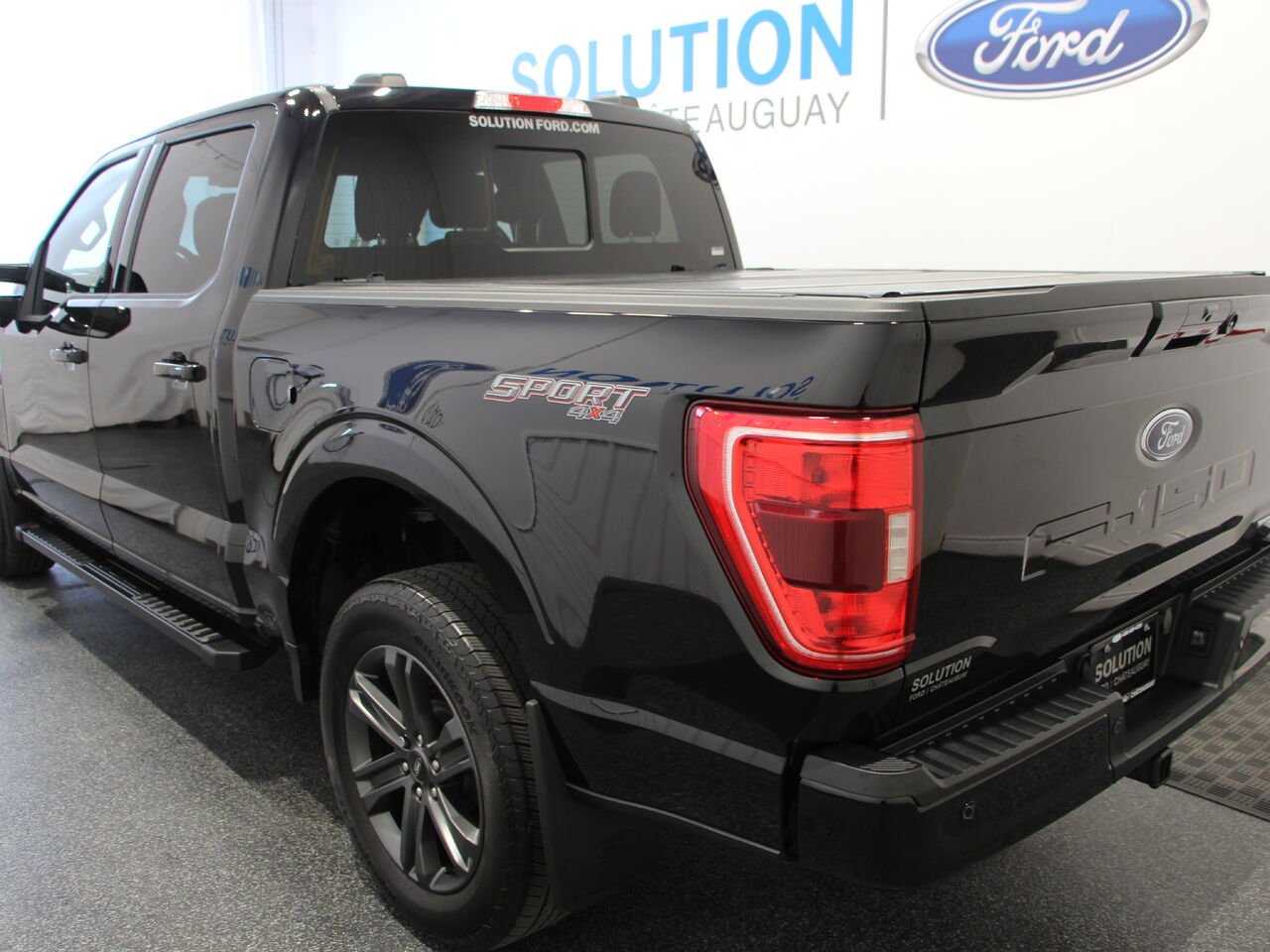 2023 Ford F-150 Black Châteauguay - photo #4