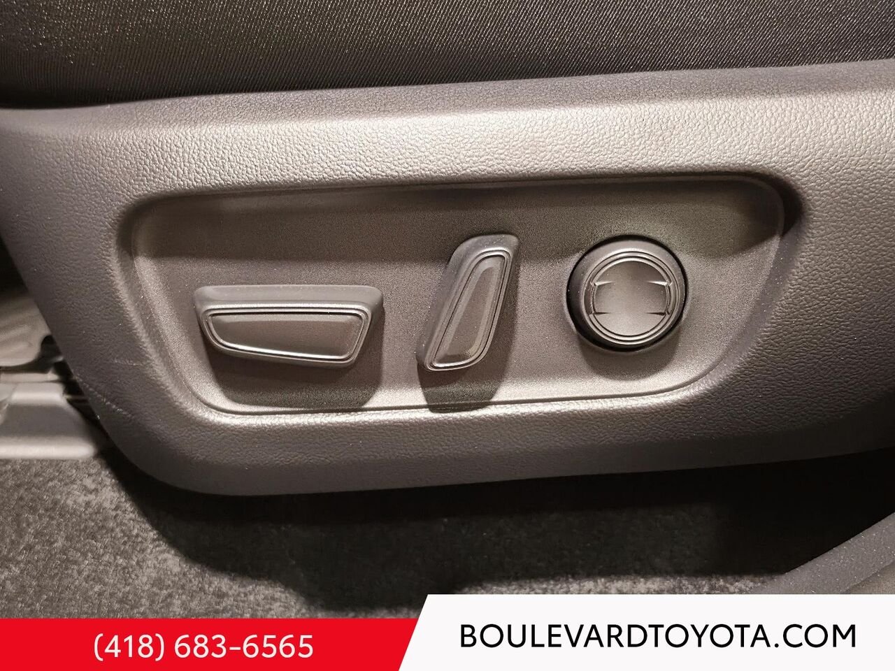 2026 Toyota RAV4 PRIME 550016-45 | SE PHEV, AWD Brown Québec - photo #9