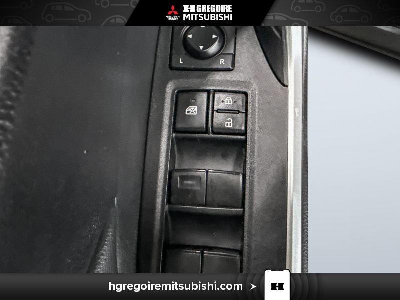 2024 Toyota Rav 4 Black Laval - photo #12