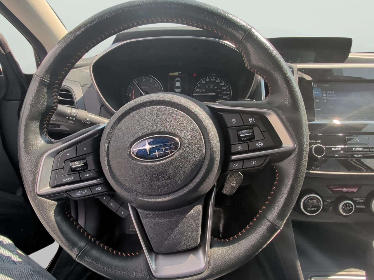 2021 Subaru Crosstrek Touring CVT Black Gatineau - photo #11