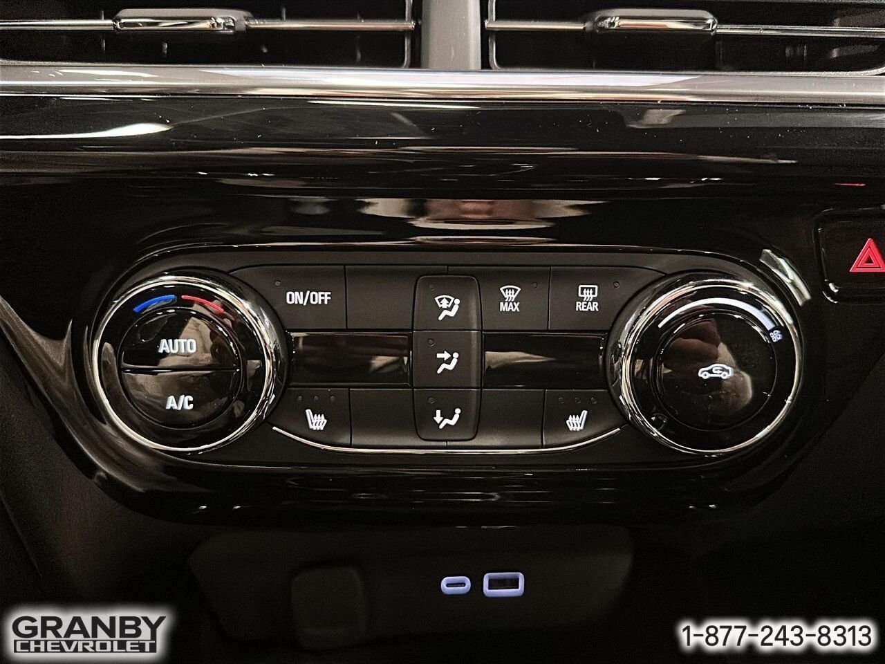 2026 CHEVROLET Trax TRAX FWD 1RS (1RS) | E26-1048 SUMMIT WHITE Granby - photo #17