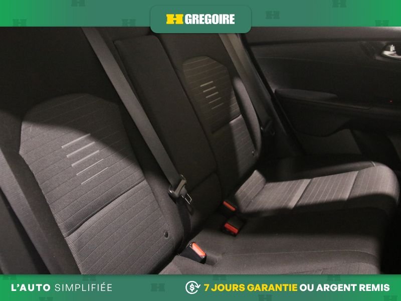 Kia Forte 822316 | EX AUTO AC GR ELECT MAGS CAM RECUL BLEUTOOTH 2021 Argent Laval - photo #28
