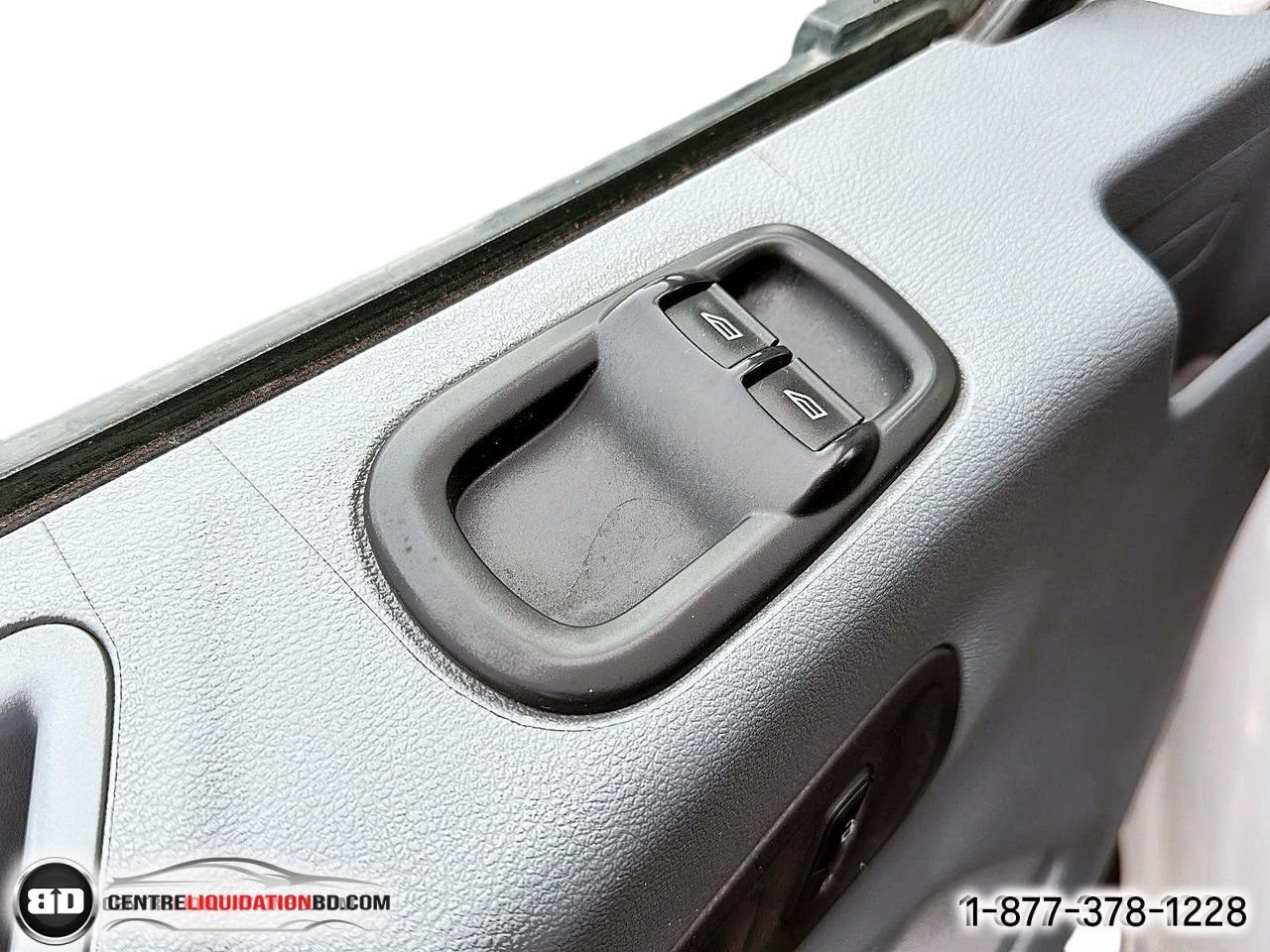 Ford TRANSIT CUTAWAY BOITE 14 PIEDS | A8010 2018 Blanc Granby - photo #10