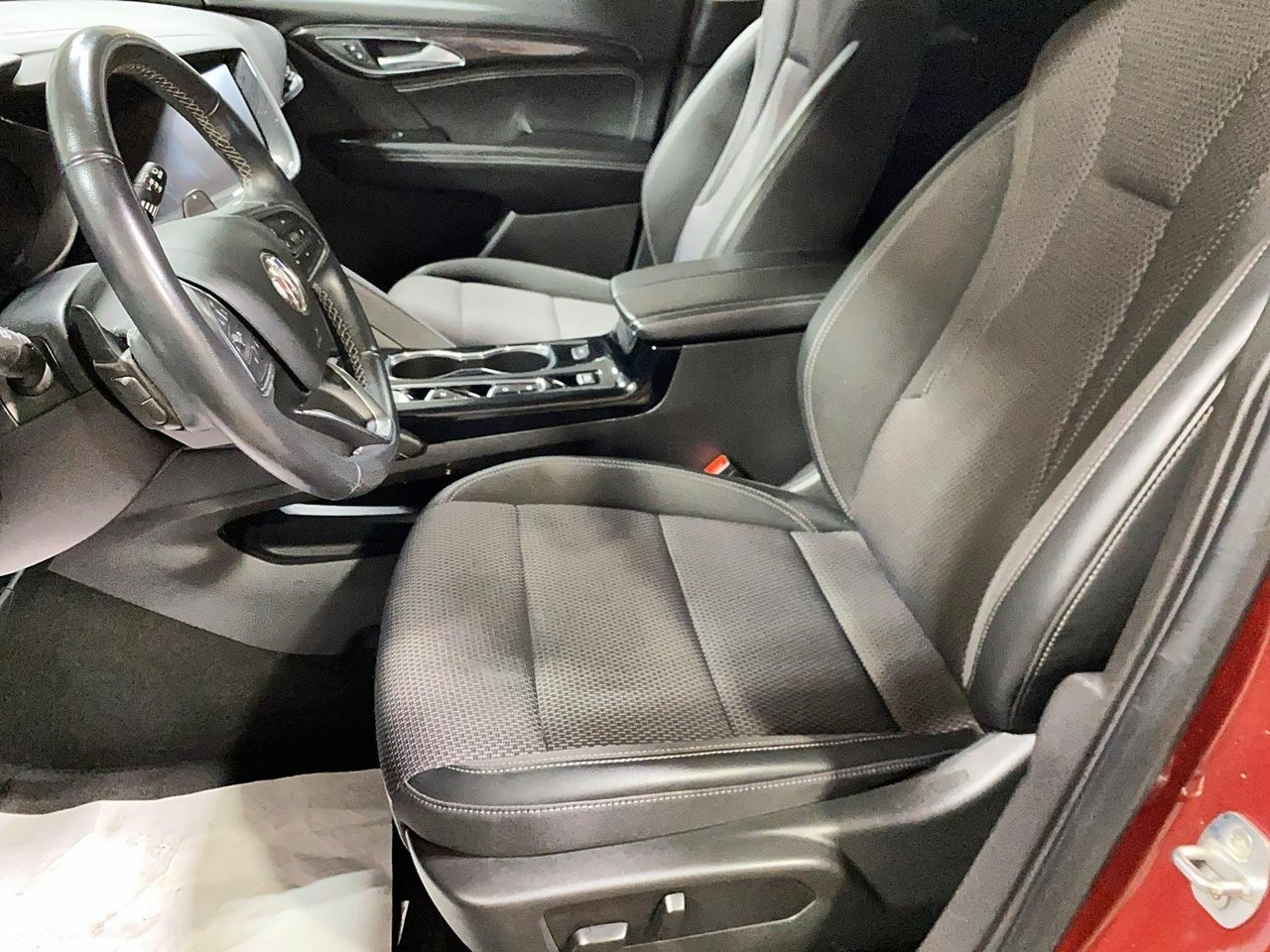 Buick Envision NIV LRBFZMR46PD016377 2023 Rouge Chicoutimi - photo #9
