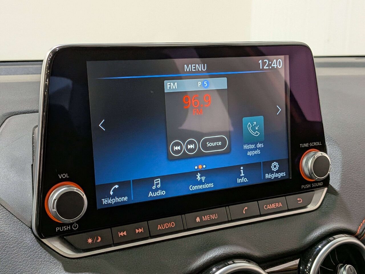 2024 Nissan Sentra SR Manual Orange Val-David - photo #18