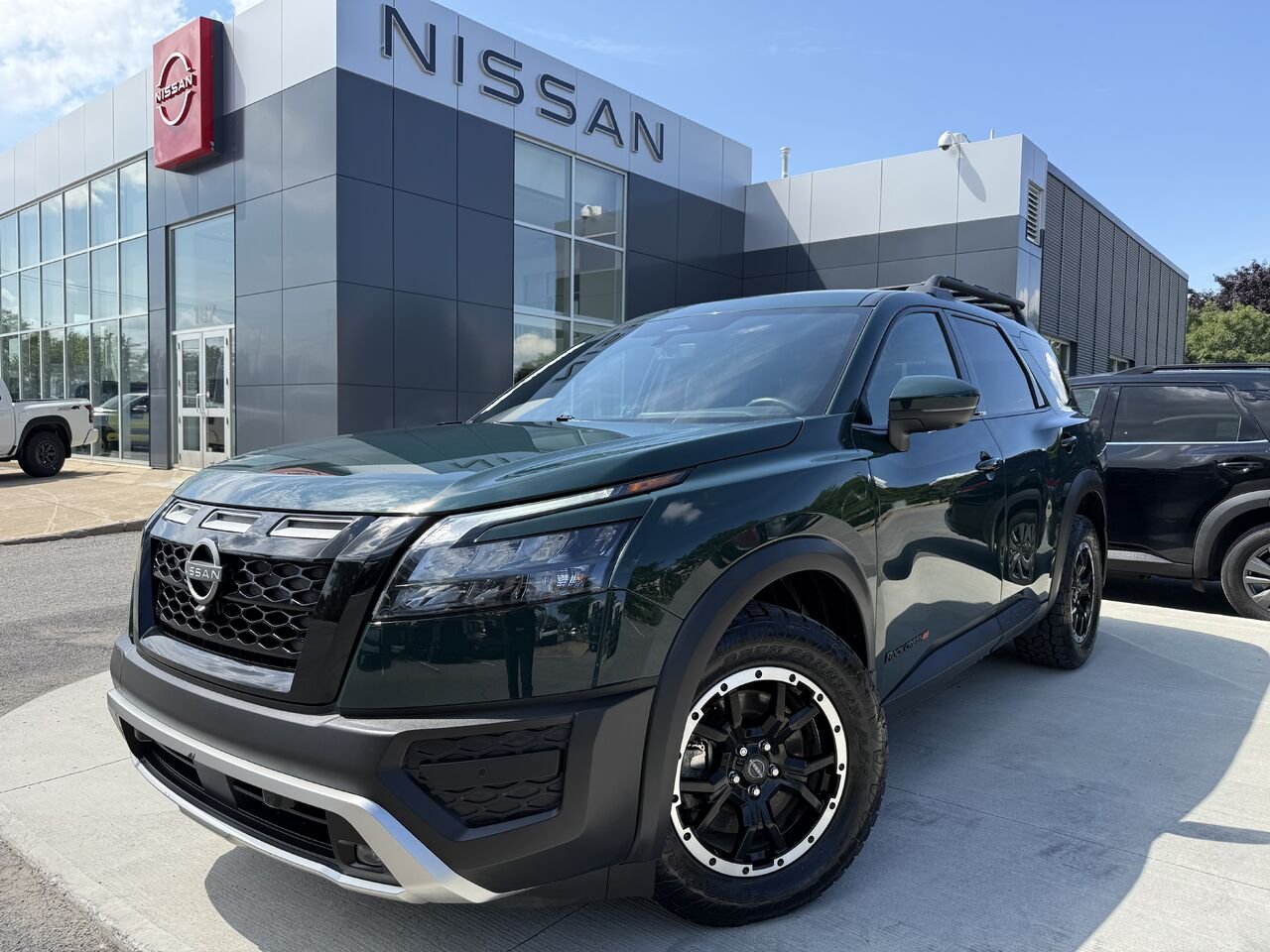 Nissan Pathfinder Rock Creek 4RM 2024 Vert Châteauguay - photo #0