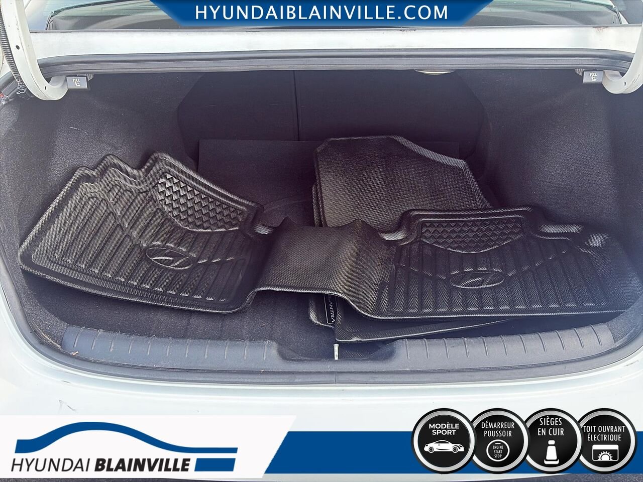 Hyundai Elantra 2023 Blanc Blainville - photo #10