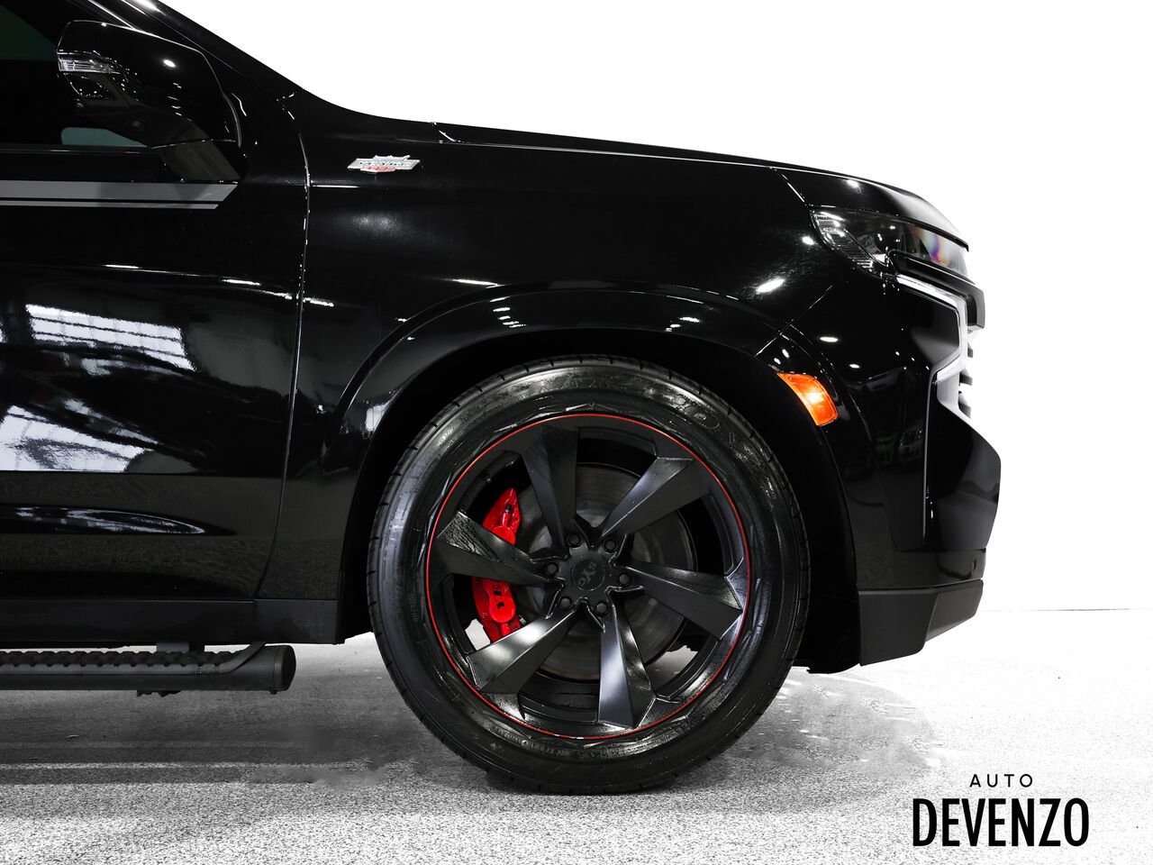 2024 Chevrolet Tahoe Black Saint-Eustache - photo #5