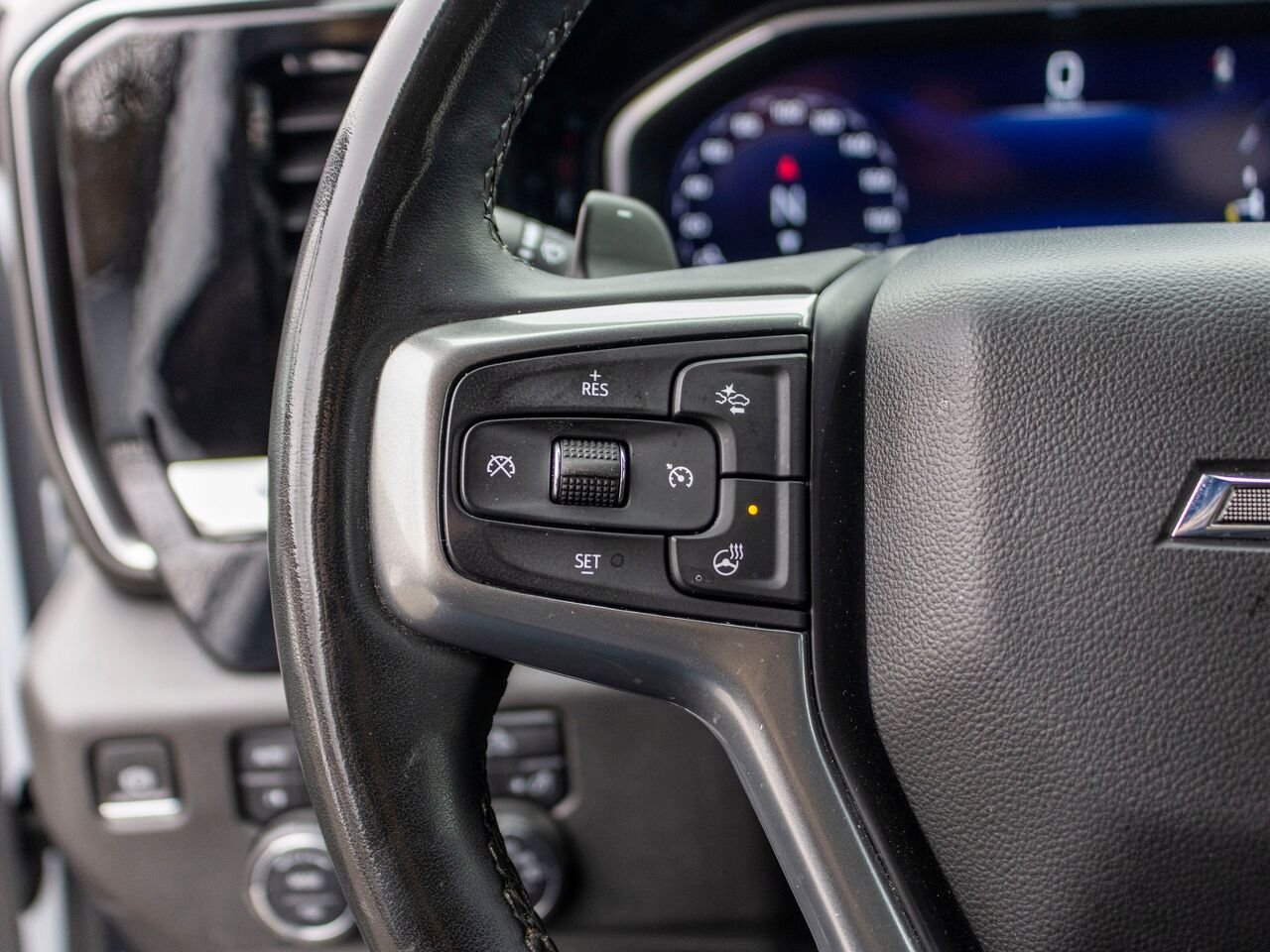 Chevrolet Silverado 1500 LT Trail Boss cabine multiplace 2024 Blanc Châteauguay - photo #12