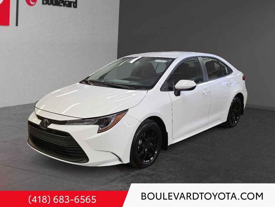 2025 Toyota COROLLA LE White