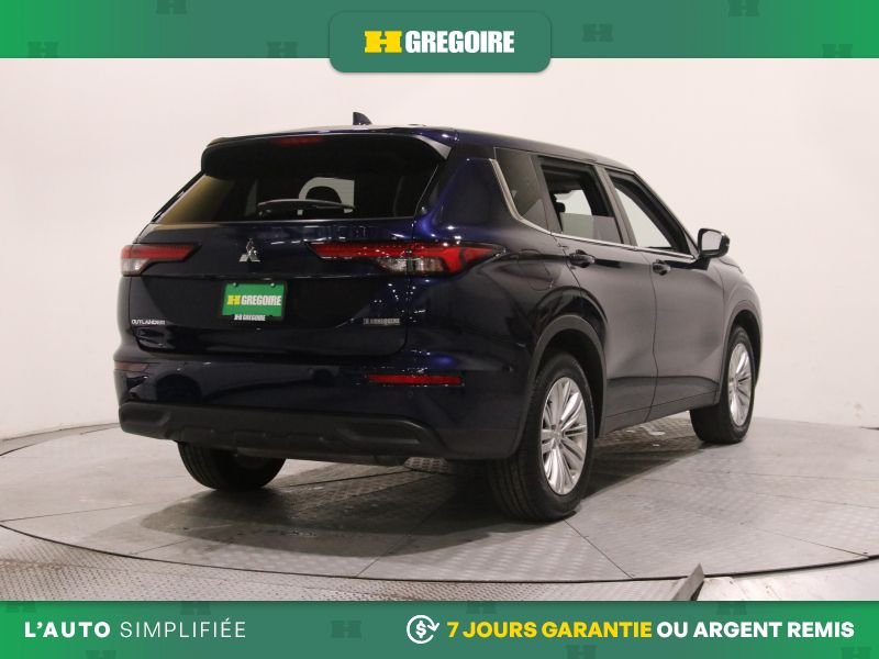 2022 Mitsubishi Outlander Blue Blainville - photo #8