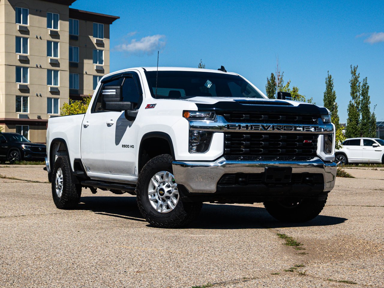 2021 Chevrolet Silverado 2500HD 4WD Crew Cab 159 LT White Sherwood Park - photo #1