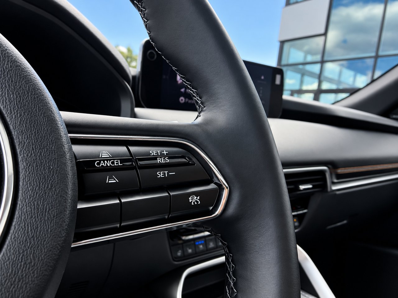 2025 MAZDA CX-70 GT PHEV Red Châteauguay - photo #16