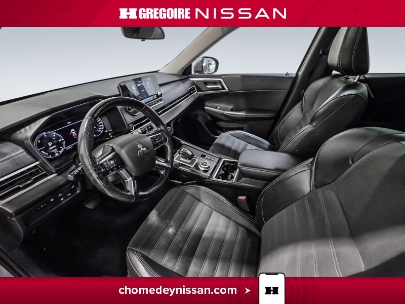 2024 Mitsubishi Outlander Grey Saint-Eustache - photo #15