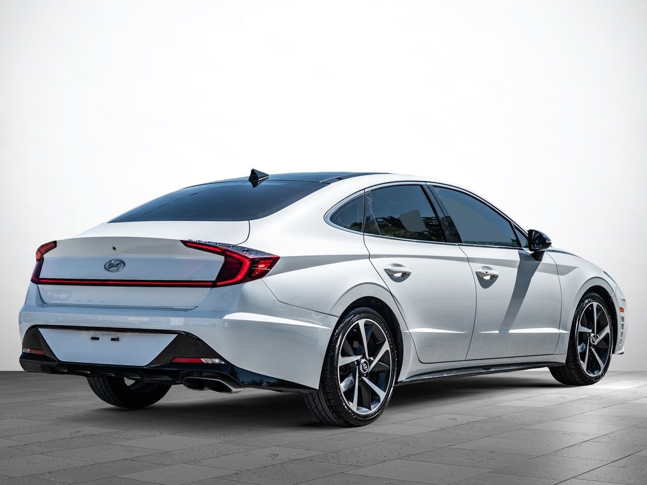 Hyundai Sonata 2022 Blanc Sainte-Julienne - photo #2