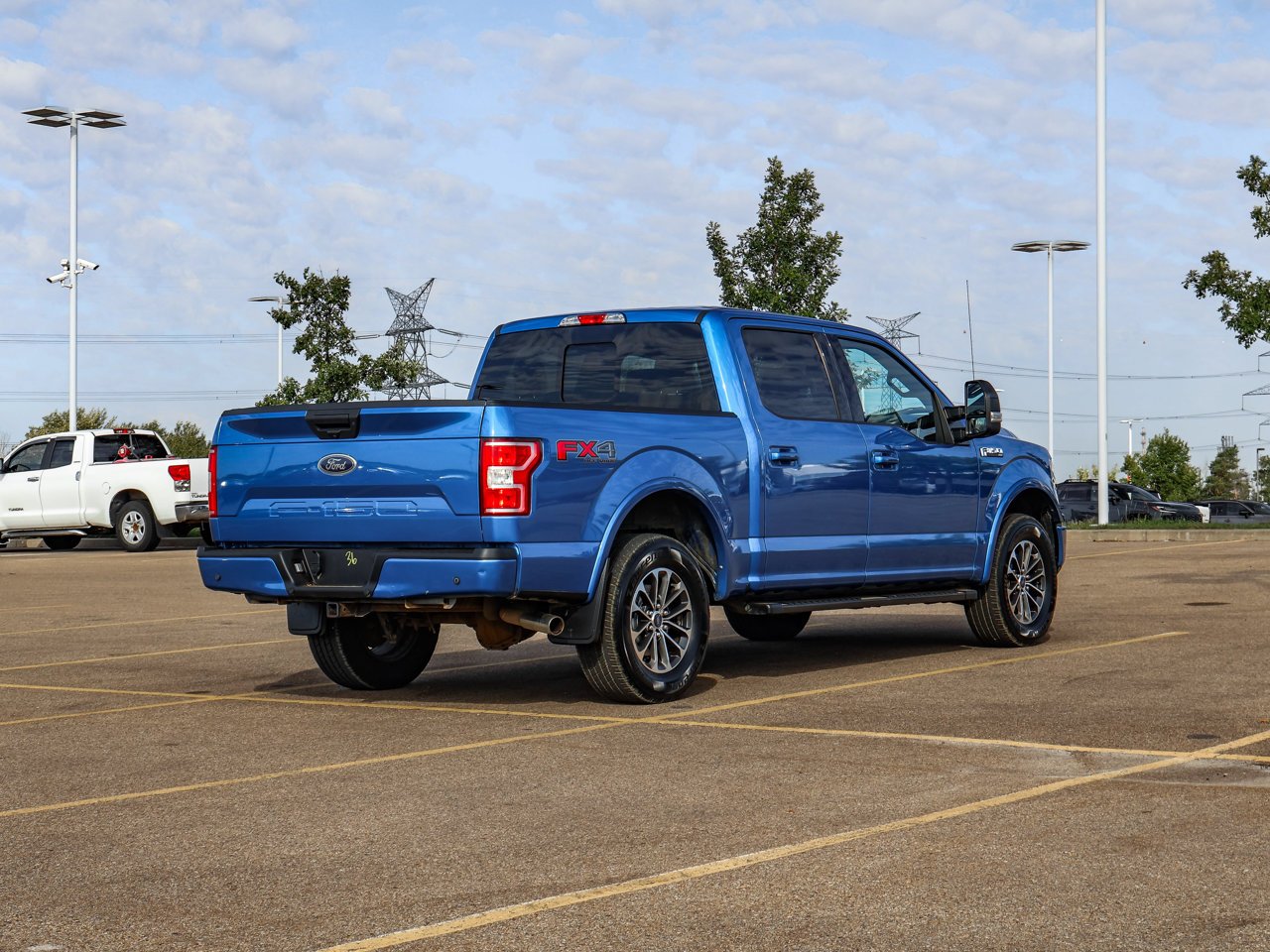 2020 Ford F-150 XLT 4WD SuperCrew 5.5' Box Blue Sherwood Park - photo #7
