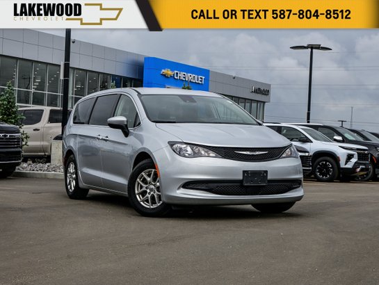 2023 Chrysler Grand Caravan SXT 3.6L 7 Passenger | Heated Front Seats Grey