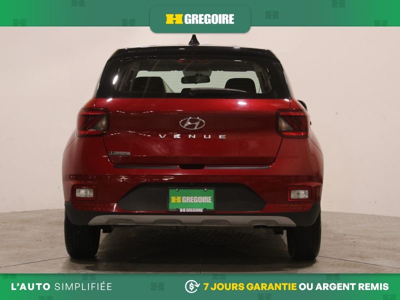 2021 Hyundai Venue Red Laval - photo #7